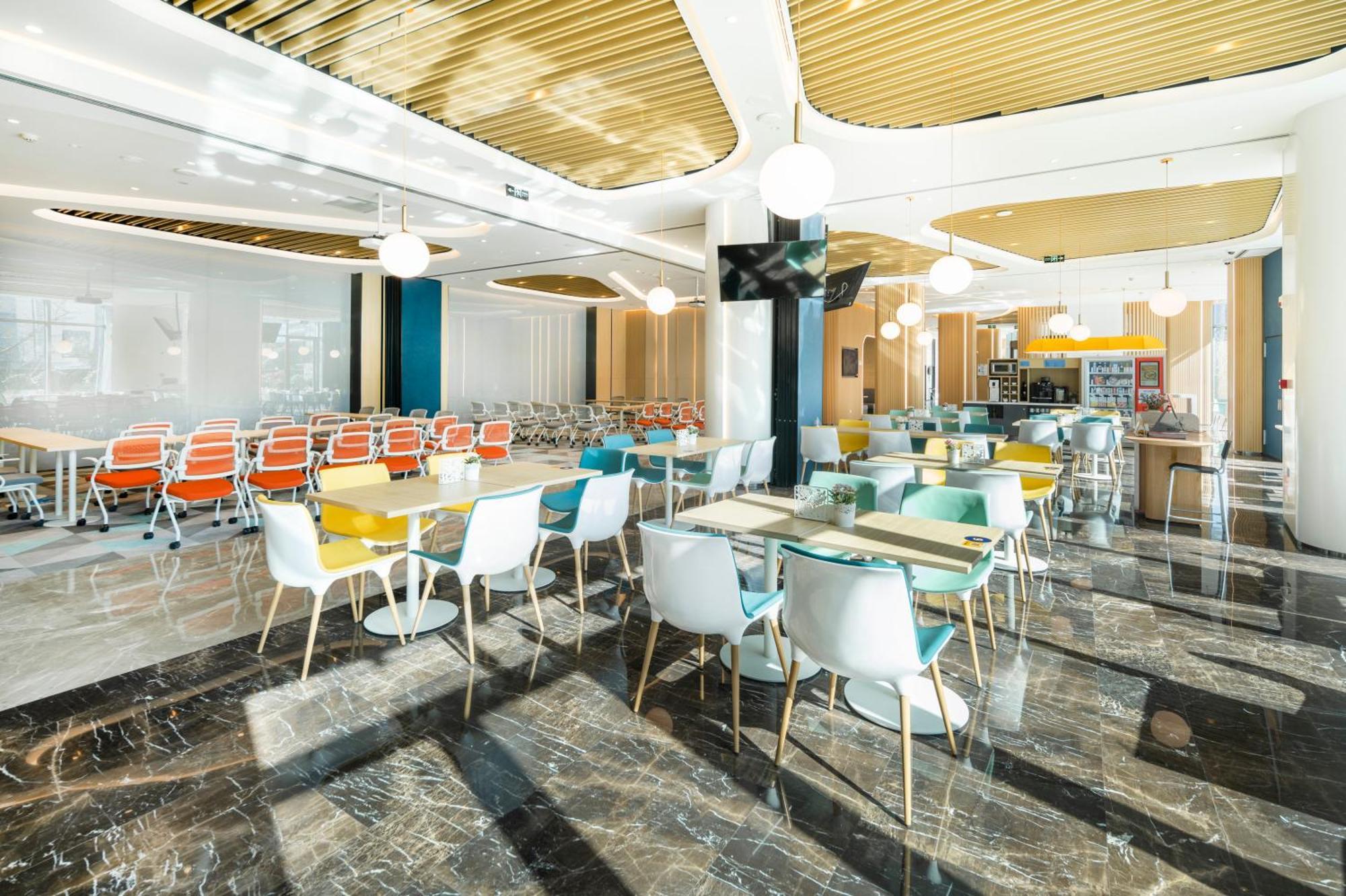Holiday Inn Express Shanghai Pudong Zhangjiang By Ihg Экстерьер фото